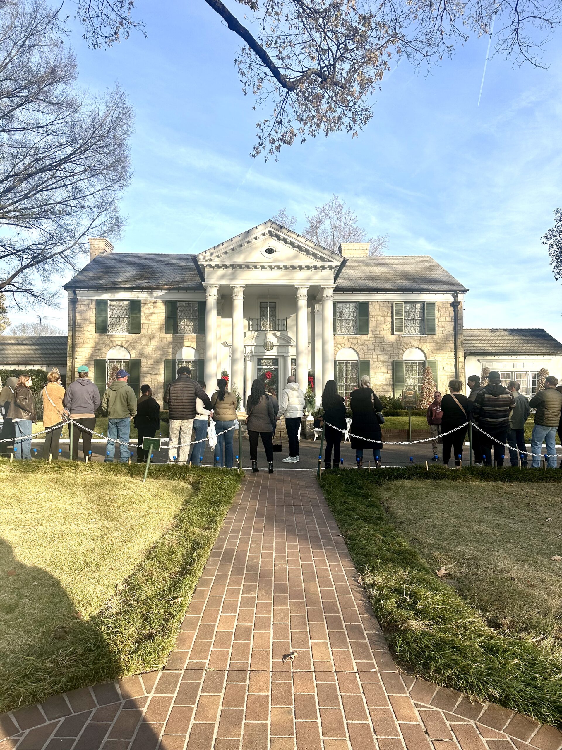 A Southern Girl’s First Pilgrimage to Graceland